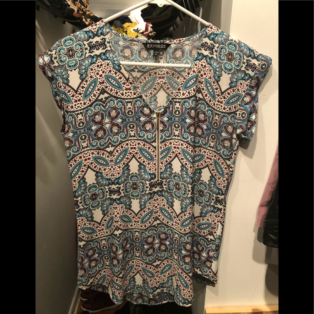 Express V-neck zip up blouse